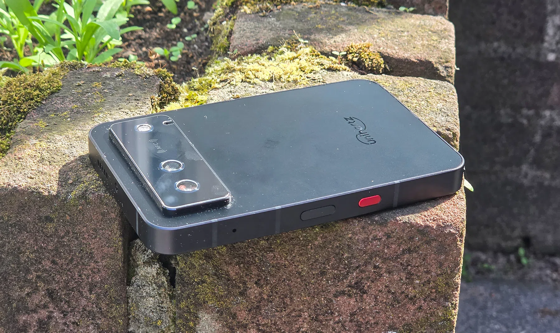 Unihertz Titan 2 Elite zijkant
